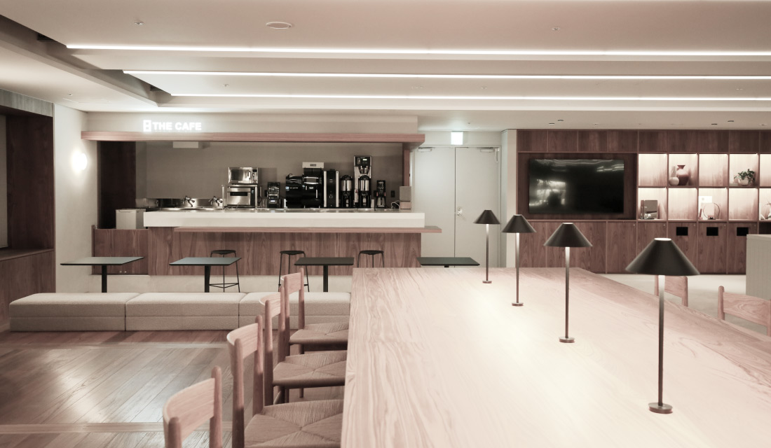 THE LOUNGE